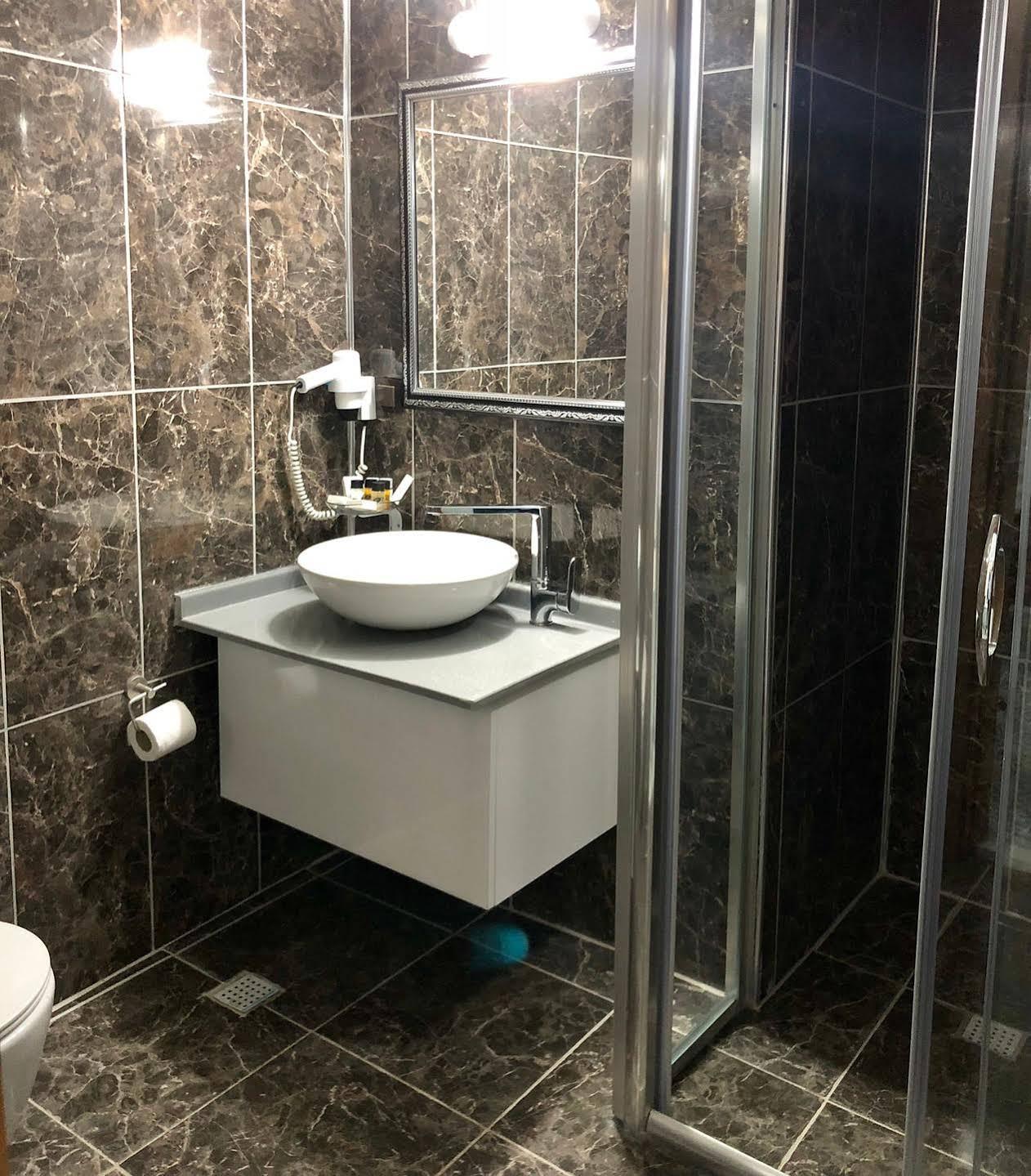 Hotel Fuat Wan Zewnętrze zdjęcie