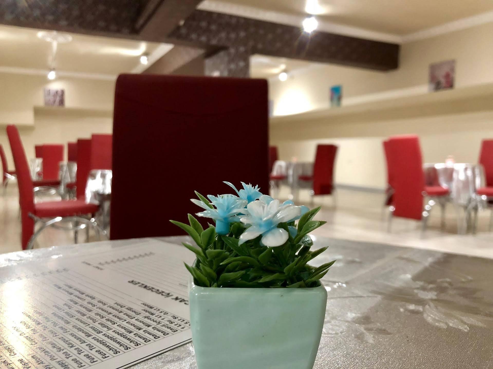 Hotel Fuat Wan Zewnętrze zdjęcie